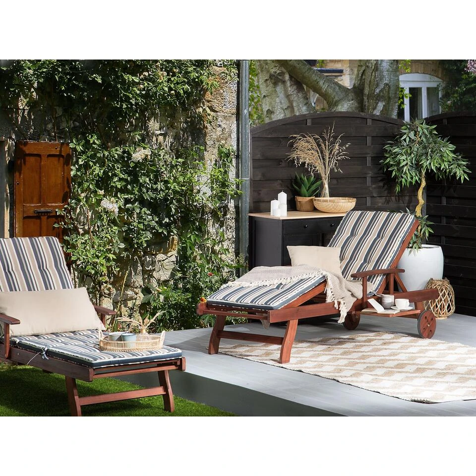 Beliani Tuinligstoel MARLBORO / JAVA / TOSCANA - Donkere Houtkleur Acaciahout Beliani Tuinligstoel MARLBORO / JAVA / TOSCANA - Donkere Houtkleur Acaciahout -Tuinmeubelwinkel 1000096765 0101